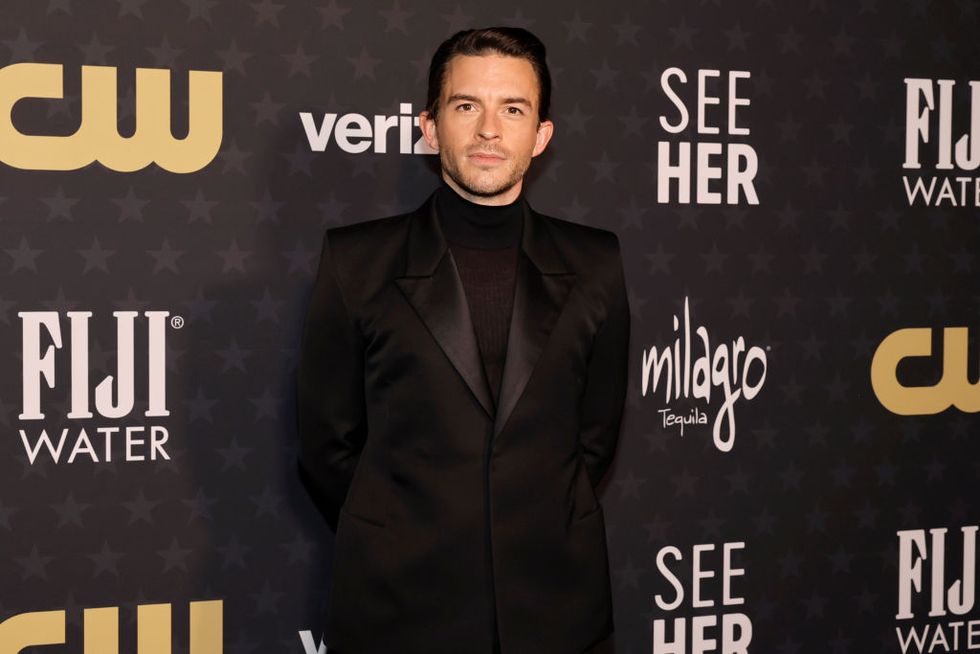 santa monica, california january 14 jonathan bailey attends the 29th annual critics choice awards at barker hangar on january 14, 2024 in santa monica, california photo by kevin wintergetty images for critics choice association