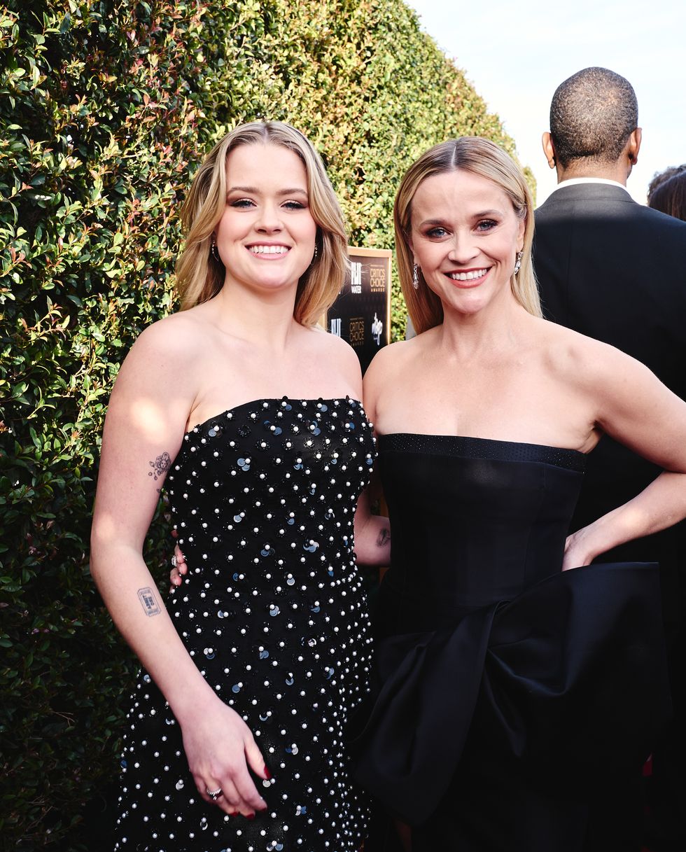 Reese Witherspoon And Ava Phillippe Twin In Black Dresses At The 2024 Critics Choice Awards