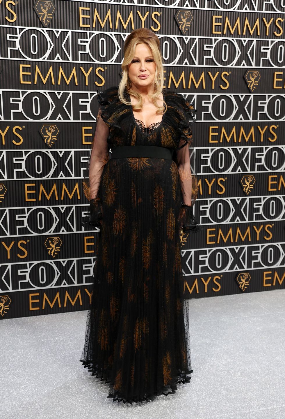 los angeles, california january 15 jennifer coolidge attends the 75th primetime emmy awards at peacock theater on january 15, 2024 in los angeles, california photo by kevin mazurgetty images