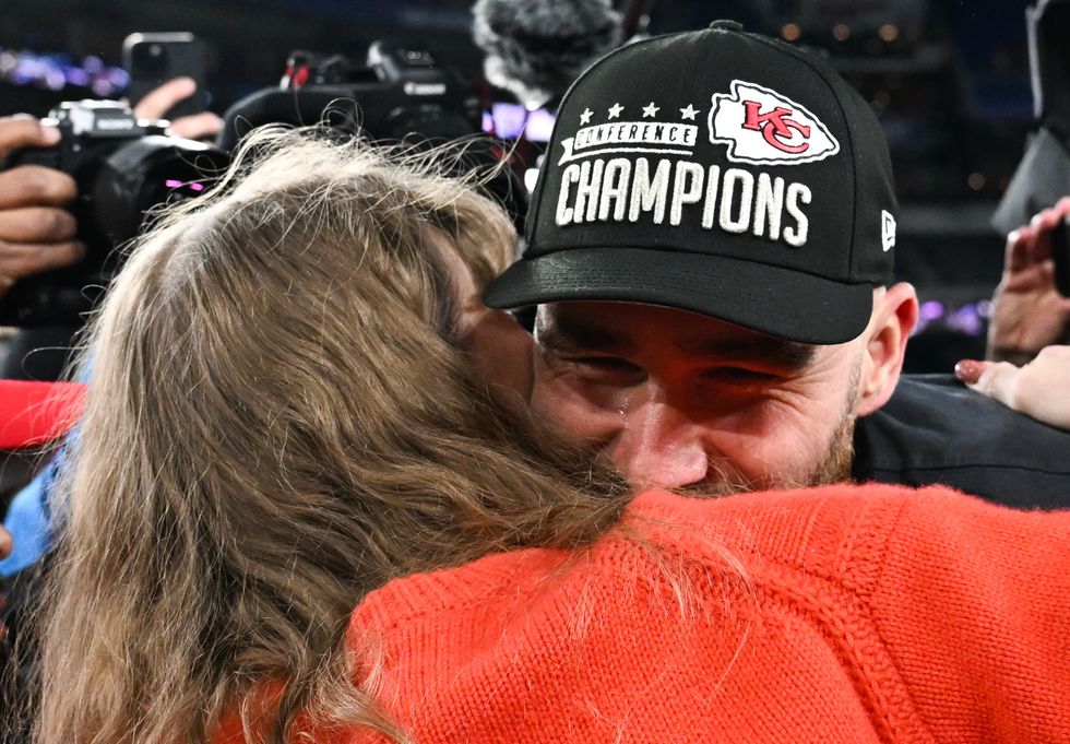 baltimore, md january 28 taylor swift hugs travis kelce 87 of the kansas city chiefs following the afc championship game against the baltimore ravens at mt bank stadium on january 28, 2024 in baltimore, maryland photo by kathryn rileygetty images