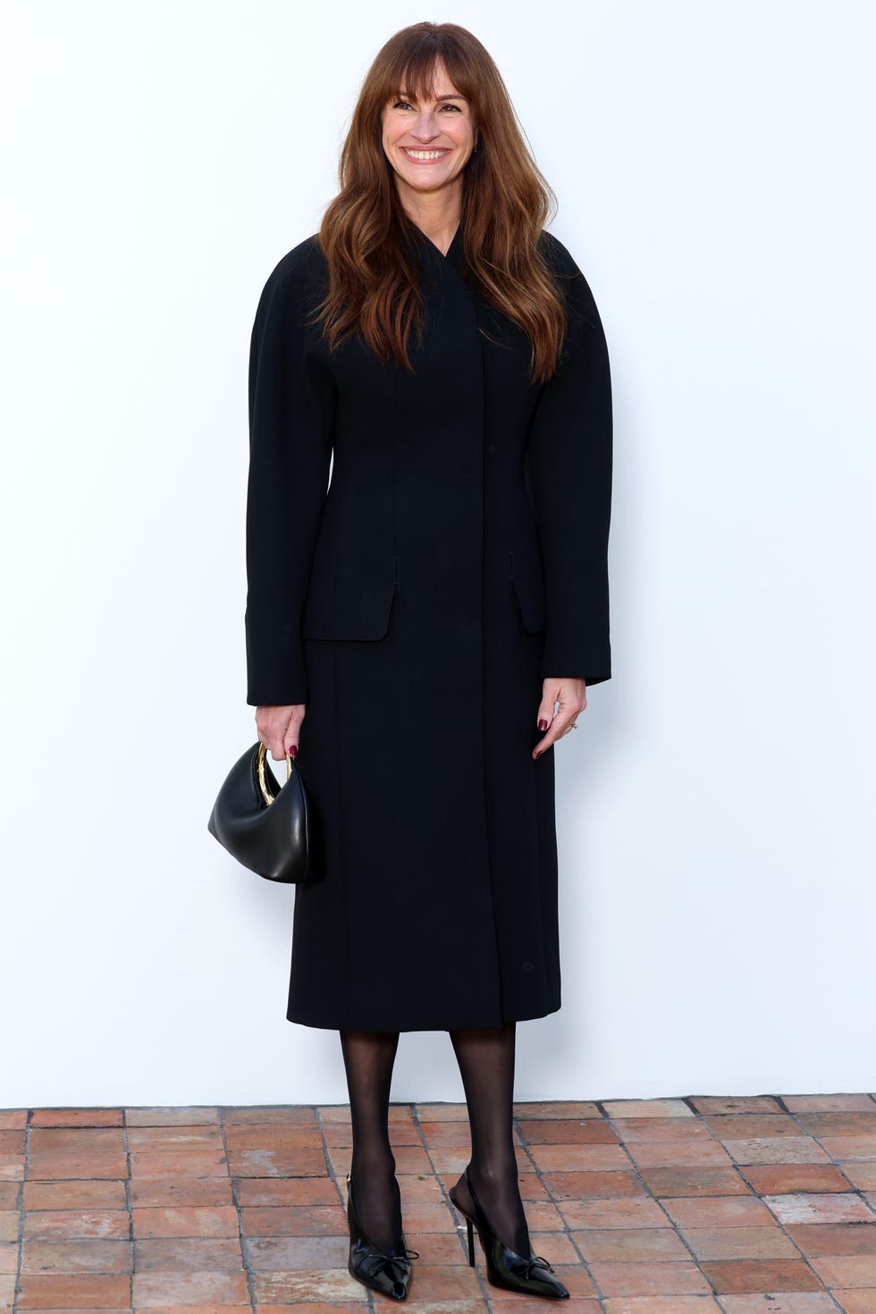 julia roberts full fringe paris fashion week