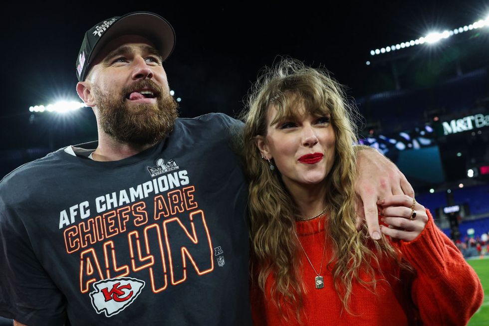 baltimore, maryland january 28 travis kelce 87 of the kansas city chiefs l celebrates with taylor swift after defeating the baltimore ravens in the afc championship game at mt bank stadium on january 28, 2024 in baltimore, maryland photo by patrick smithgetty images