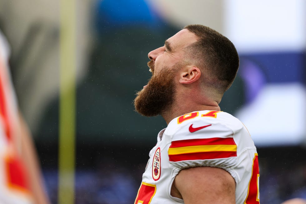 baltimore, md january 28 travis kelce 87 of the kansas city chiefs warms up prior to the afc championship nfl football game against the baltimore ravens at mt bank stadium on january 28, 2024 in baltimore, maryland photo by perry knottsgetty images