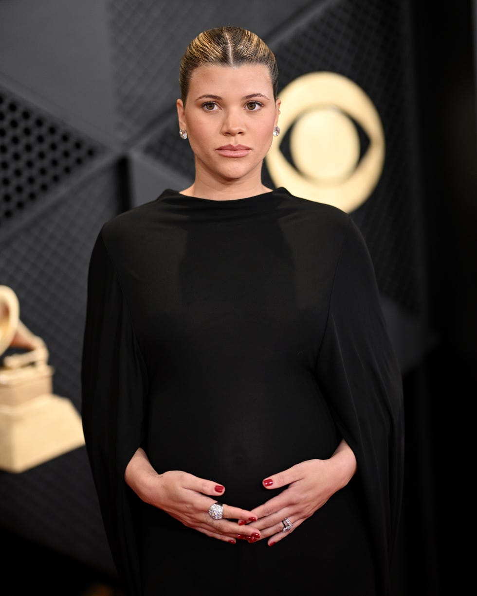 sofia richie grainge pregnancy makeup product