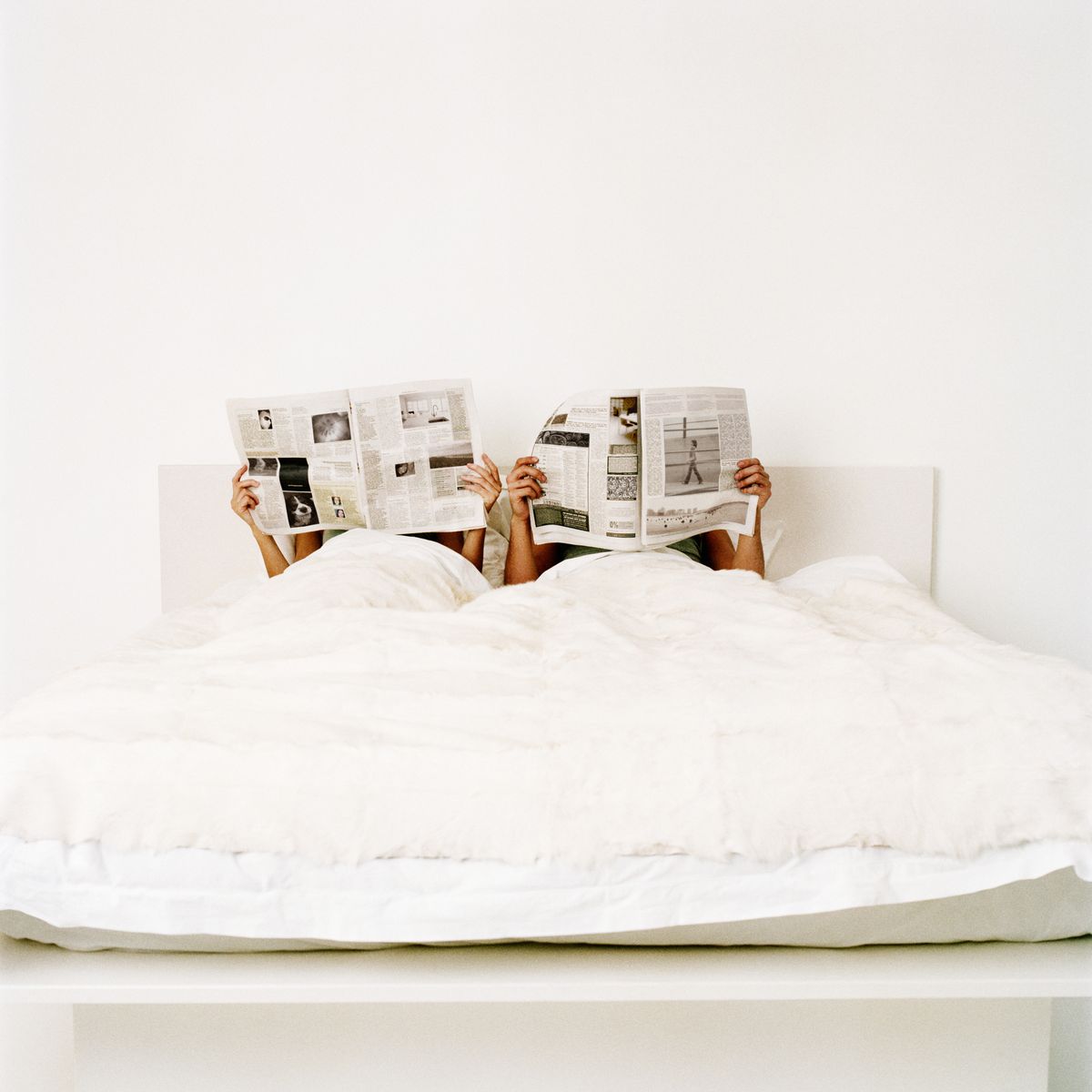 White, Bedroom, Bed, Furniture, Bed sheet, Room, Mattress, Bedding, Textile, Bed frame, 