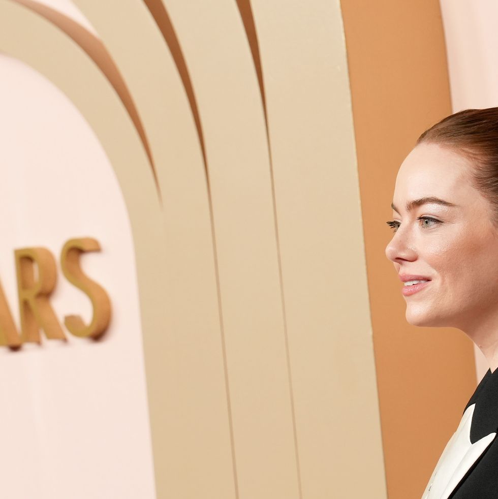 beverly hills, california february 12 emma stone attends the 96th oscars nominees luncheon at the beverly hilton on february 12, 2024 in beverly hills, california photo by jc oliveragetty images