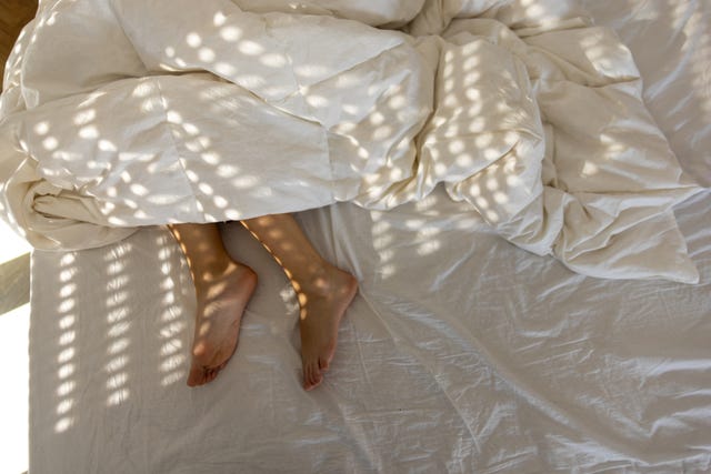 Can’t Sleep In The Heat? These Cooling Sleep Essentials Could Change Everything.