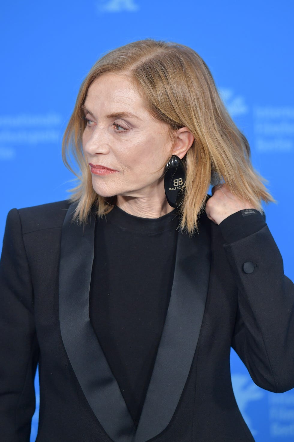 isabelle huppert estrena media melena