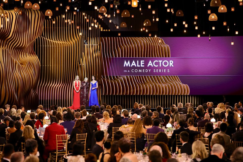 los angeles, california february 24 l r emily blunt, meryl streep, and anne hathaway speak onstage during the 30th annual screen actors guild awards at shrine auditorium and expo hall on february 24, 2024 in los angeles, california photo by matt winkelmeyergetty images