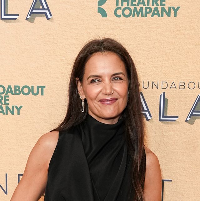 Katie Holmes Wore Brandon Maxwell To The Roundabout Theatre Company's 2024  Gala