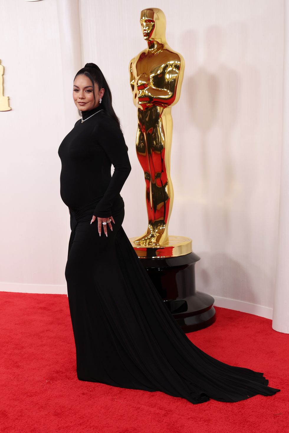 hollywood, california march 10 vanessa hudgens attends the 96th annual academy awards on march 10, 2024 in hollywood, california photo by kevin mazurgetty images