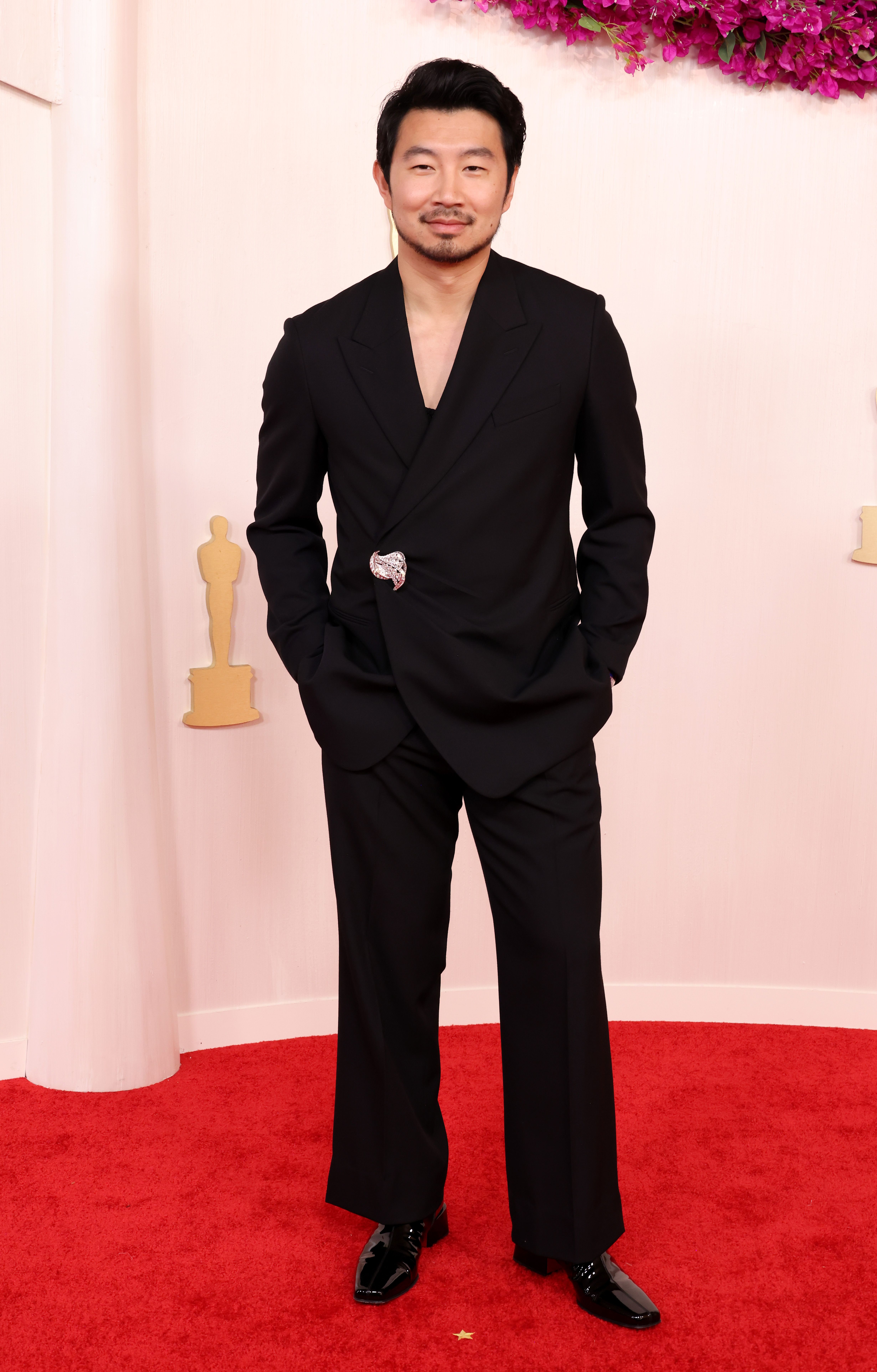 Man tuxedo dress fashion oscars