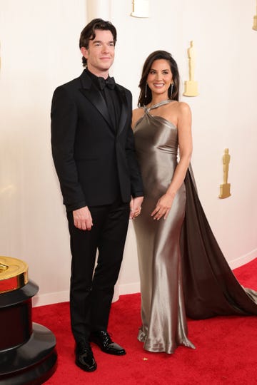 hollywood, california march 10 l r john mulaney and olivia munn attend the 96th annual academy awards on march 10, 2024 in hollywood, california photo by arturo holmesgetty images