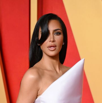 Khloé Kardashian's bold white hair streaks scream Scandi-girl