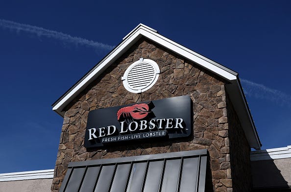 rohnert park, california april 17 a sign is posted on the exterior of a red lobster restaurant on april 17, 2024 in rohnert park, california red lobster is considering filing for chapter 11 bankruptcy to address rising labor costs and in hopes of renegotiating property leases and long term contracts photo by justin sullivangetty images