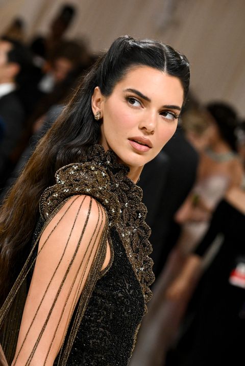 kendall jenner at the 2024 met gala sleeping beauties reawakening fashion held at the metropolitan museum of art on may 6, 2024 in new york city photo by gilbert floresvariety via getty images