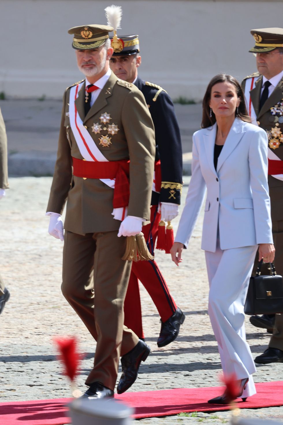 el traje de letizia que puedes comprar en zara y es perfecto para madrinas