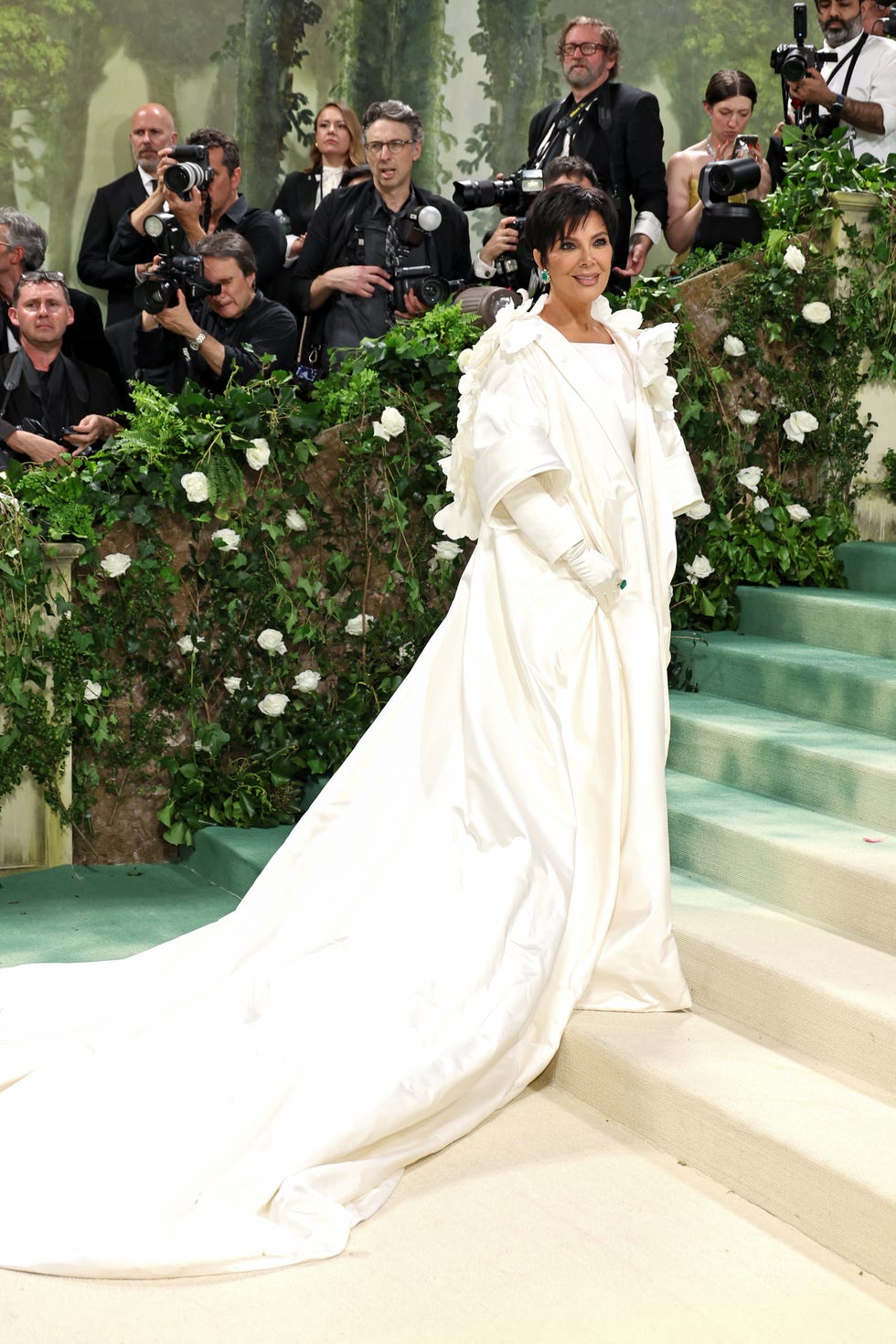 new york, new york may 06 kris jenner attends the 2024 met gala celebrating sleeping beauties reawakening fashion at the metropolitan museum of art on may 06, 2024 in new york city photo by jamie mccarthygetty images