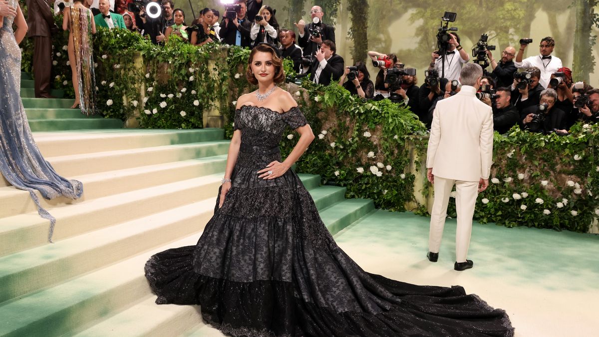 preview for The Best Looks from the 2019 Cannes Film Festival