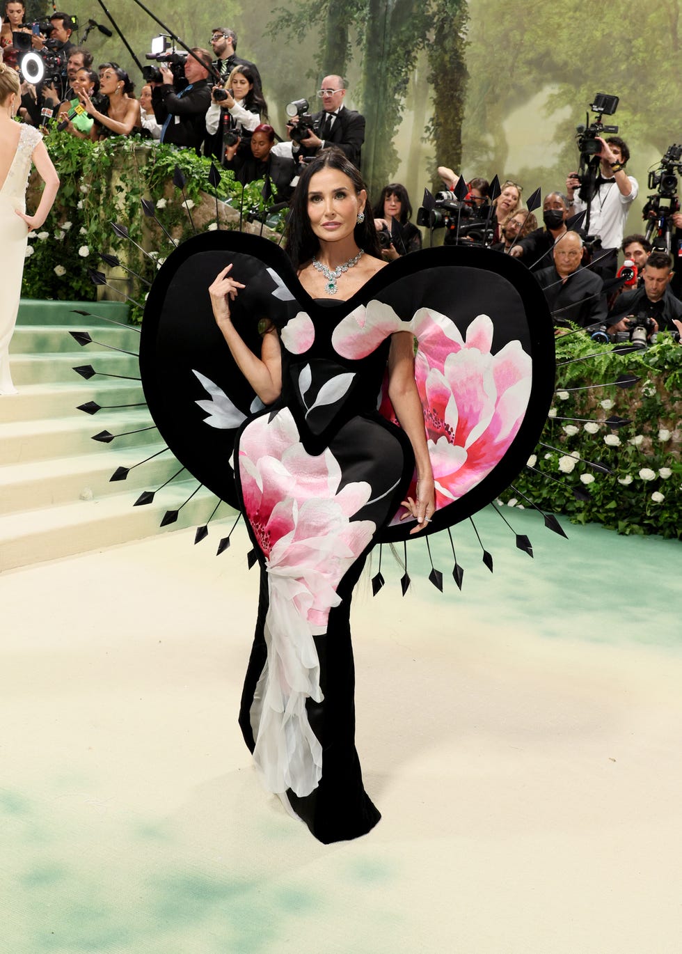 new york, new york may 06 demi moore attends the 2024 met gala celebrating sleeping beauties reawakening fashion at the metropolitan museum of art on may 06, 2024 in new york city photo by dia dipasupilgetty images