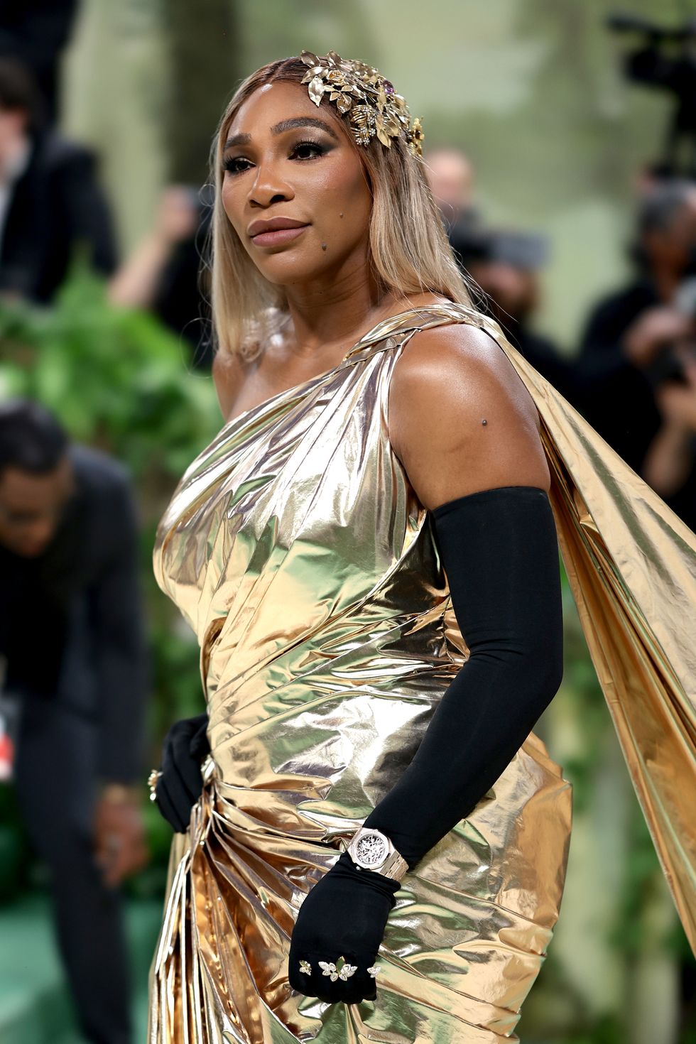 new york, new york may 06 serena williams attends the 2024 met gala celebrating sleeping beauties reawakening fashion at the metropolitan museum of art on may 06, 2024 in new york city photo by dimitrios kambourisgetty images for the met museumvogue