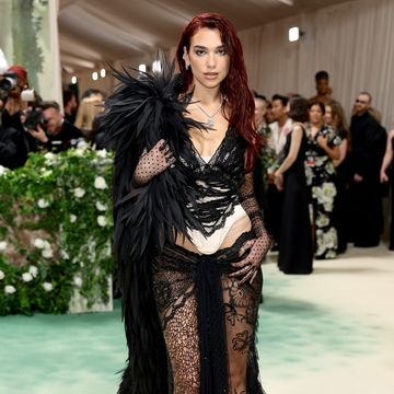 new york, new york may 06 dua lipa attends the 2024 met gala celebrating sleeping beauties reawakening fashion at the metropolitan museum of art on may 06, 2024 in new york city photo by dimitrios kambourisgetty images for the met museumvogue