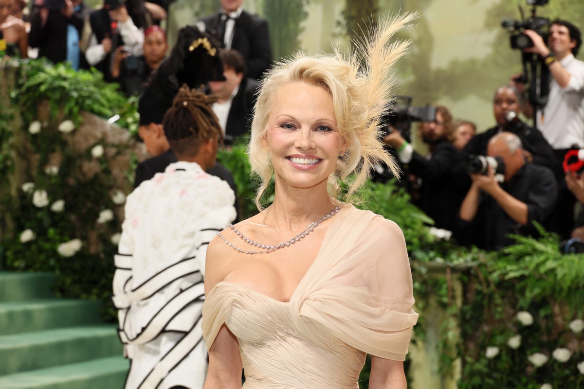 Pamela Anderson Makes Her Met Gala Debut in Diamonds