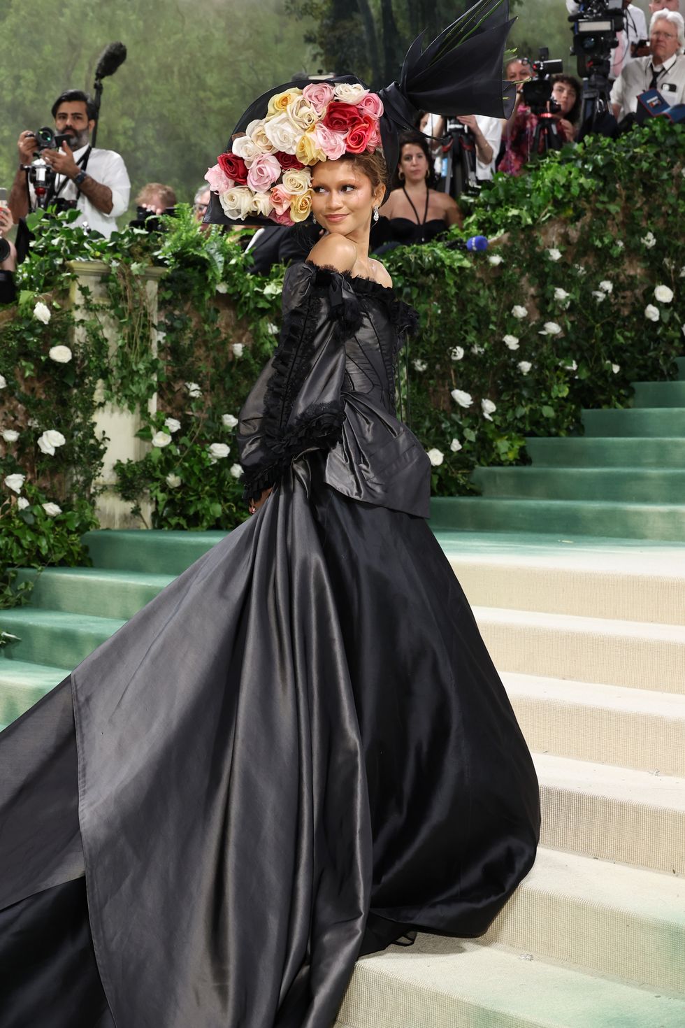 New York, New York on May 6. Zendaya attends the 2024 Met Gala Celebrating the Sleeping Beauty and Awakening Fashion at the Metropolitan Museum of Art on May 6, 2024 in New York City. Photographed by Jamie McCarthygety