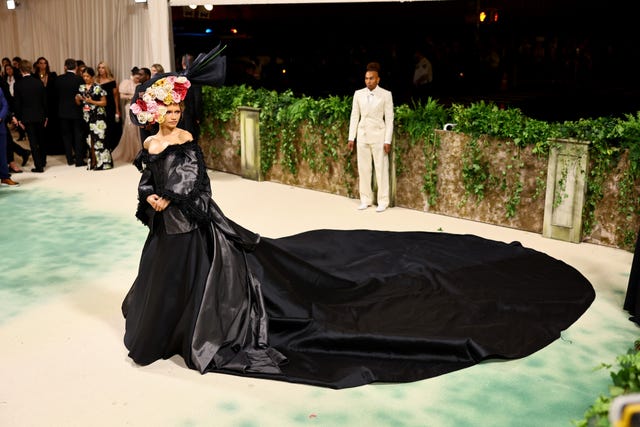 Zendaya Wears Second Met Gala Dress With Floral Headpiece