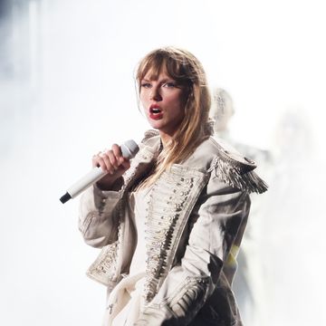 paris, france may 09 editorial use only no book covers taylor swift performs onstage during taylor swift the eras tour at la defense on may 09, 2024 in paris, france photo by kevin mazurtas24getty images for tas rights management