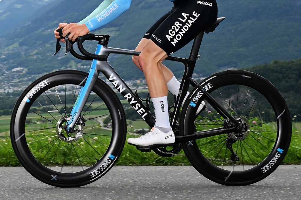 villars sur ollon, switzerland june 16 paul lapeira of france and decathlon ag2r la mondiale team sprints during the 87th tour de suisse 2024, stage 8 a 157km individual time trial stage from aigle to villars sur ollon 1249m  uciwt  on june 16, 2024 in villars sur ollon, switzerland photo by tim de waelegetty images