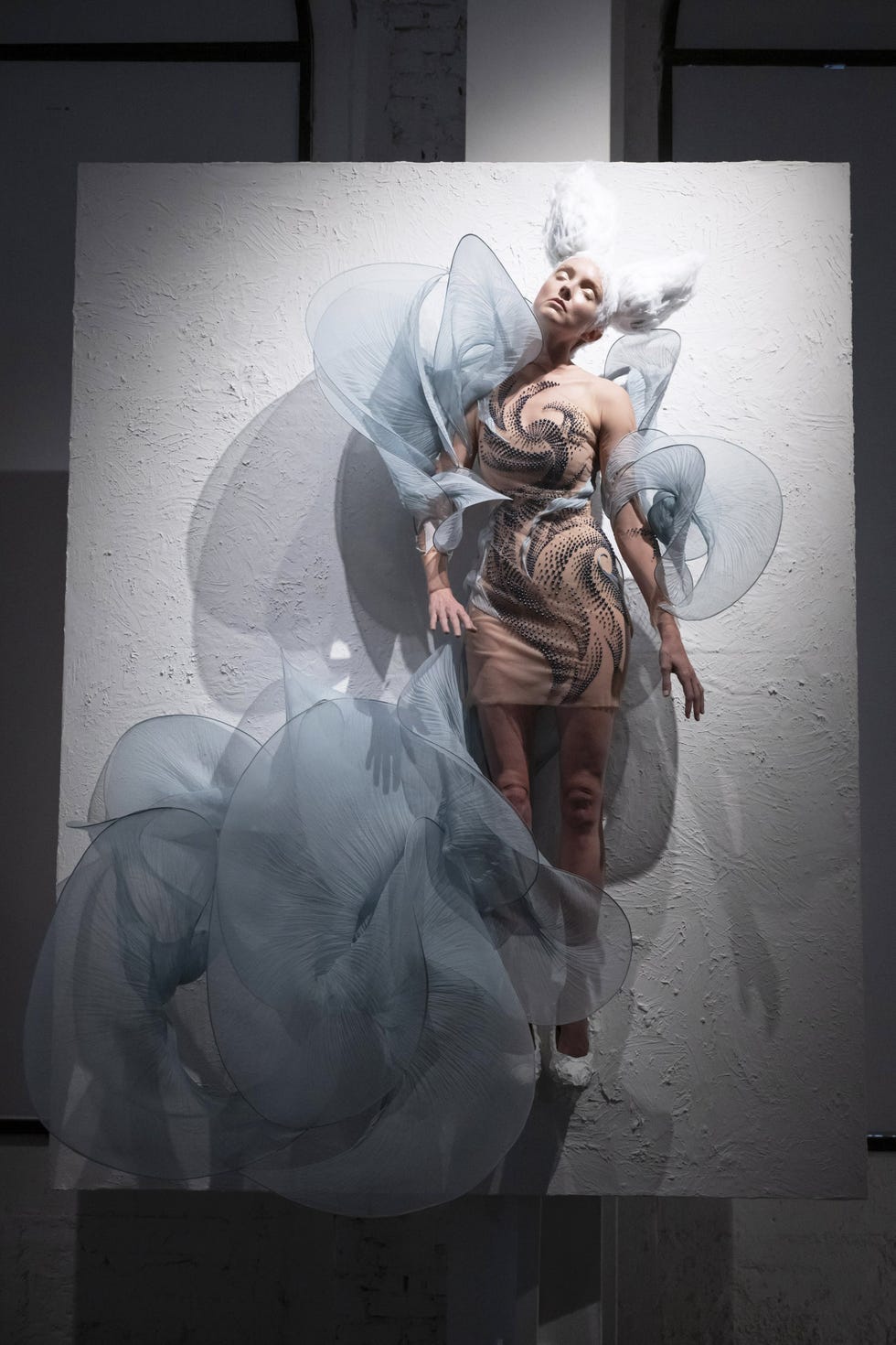 iris van herpen aw25 collection chiffon fashion