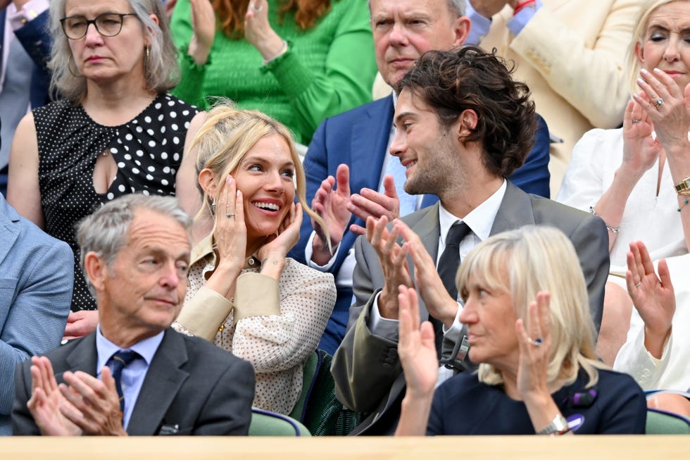 sienna miller wimbledon polka dot outfit