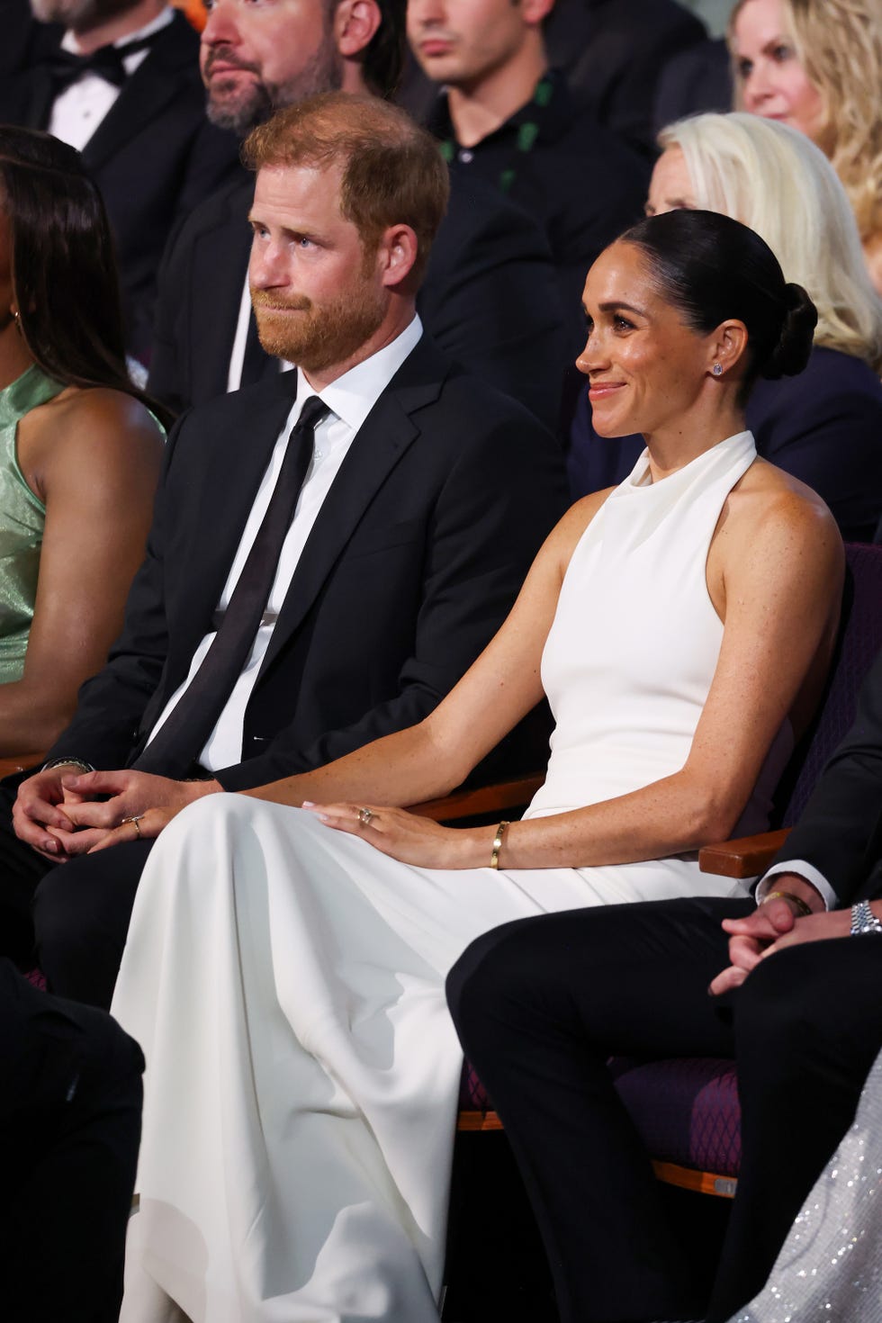 COPERTURA ESCLUSIVA DELL'11 LUGLIO A HOLLYWOOD, CALIFORNIA Da sinistra, il principe Harry, duca di Sussex e Meghan, duchessa di Sussex, partecipano agli Espy Awards 2024 al Dolby Theatre l'11 luglio 2024 a Hollywood, California Foto di Kevin Mazzoorgetti Foto per WP