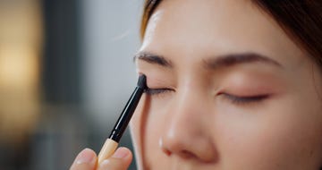 how to apply eyeshadow