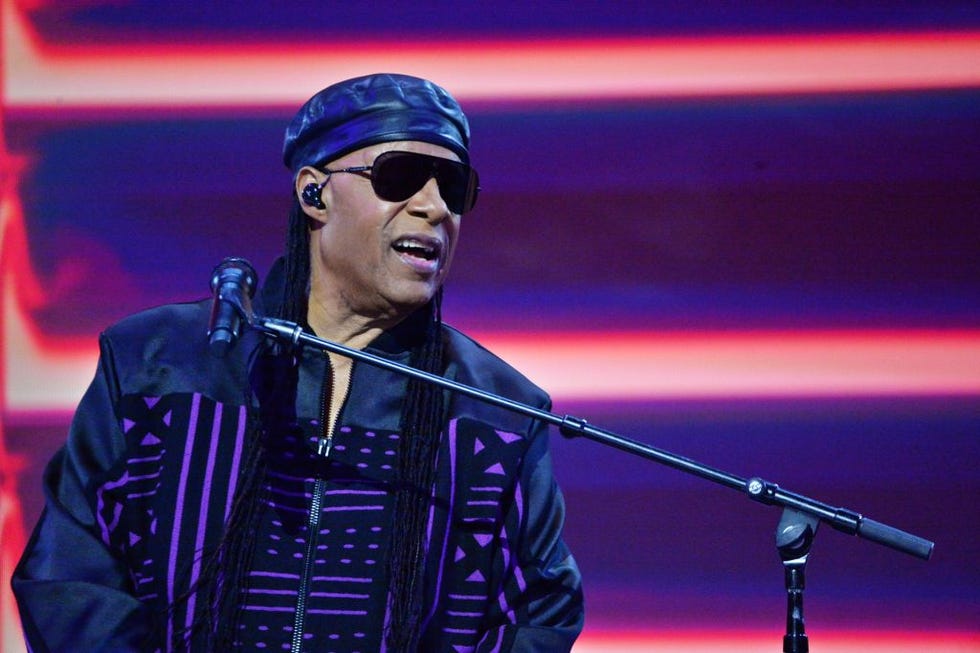 chicago, illinois, united states august 21 musician stevie wonder performs during the democratic national convention dnc at the united center in chicago, illinois, united states, on august 21, 2024 photo by jacek boczarskianadolu via getty images