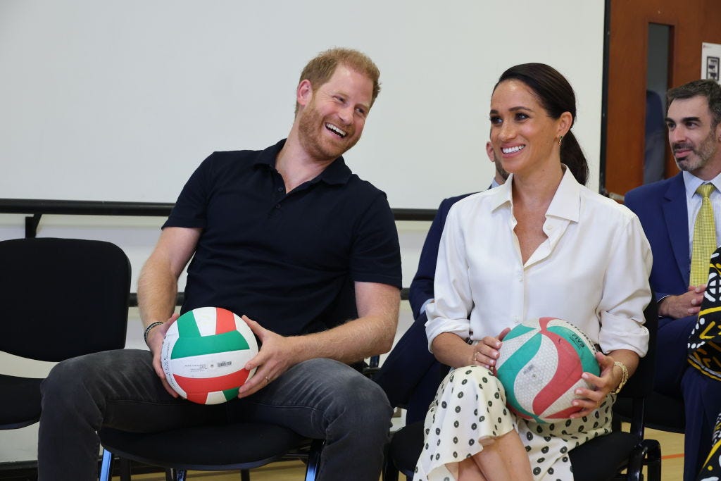 Príncipe Harry e Meghan Markle realizam sessão de treinamento para os Jogos Invictus na Colômbia