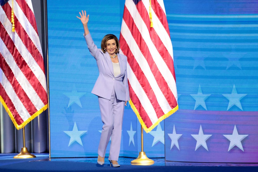 dnc chicago, il august 21, 2024 rep nancy pelosi, d calif, waves during the democratic national convention wednesday, aug 21, 2024, in chicago, il myung j chunlos angeles times via getty images