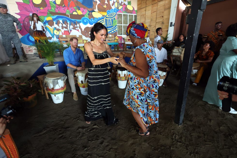 cartagena, colombia august 17 prince harry, duke of sussex and meghan, duchess of sussex at the escuela tambores de cabildo during the duke and duchess of sussex colombia visit on august 17, 2024 in cartagena, colombia photo by eric charbonneauarchewell foundation via getty images