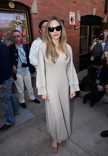 telluride, colorado august 31 angelina jolie attends the telluride film festival on august 31, 2024 in telluride, colorado photo by vivien killileagetty images for aba