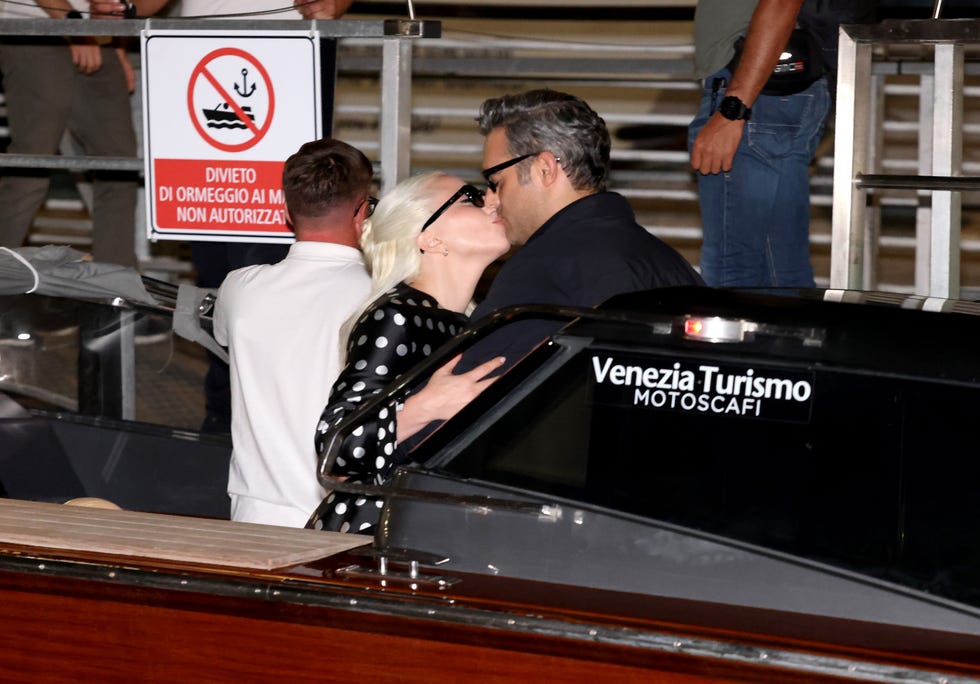 lady gaga and michael polansky kissing in venice in september 2024