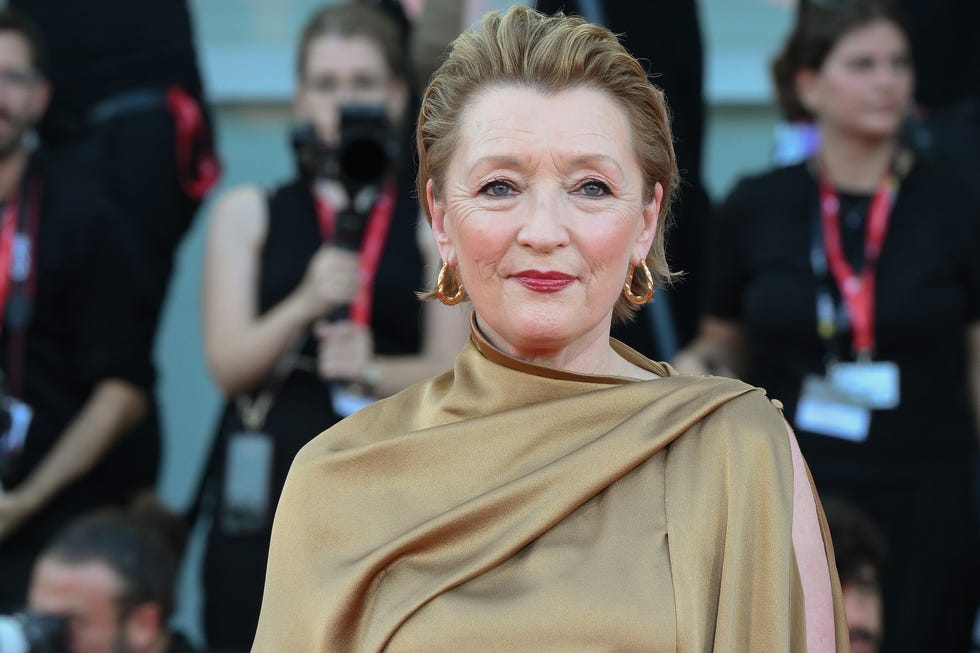 lesley manville