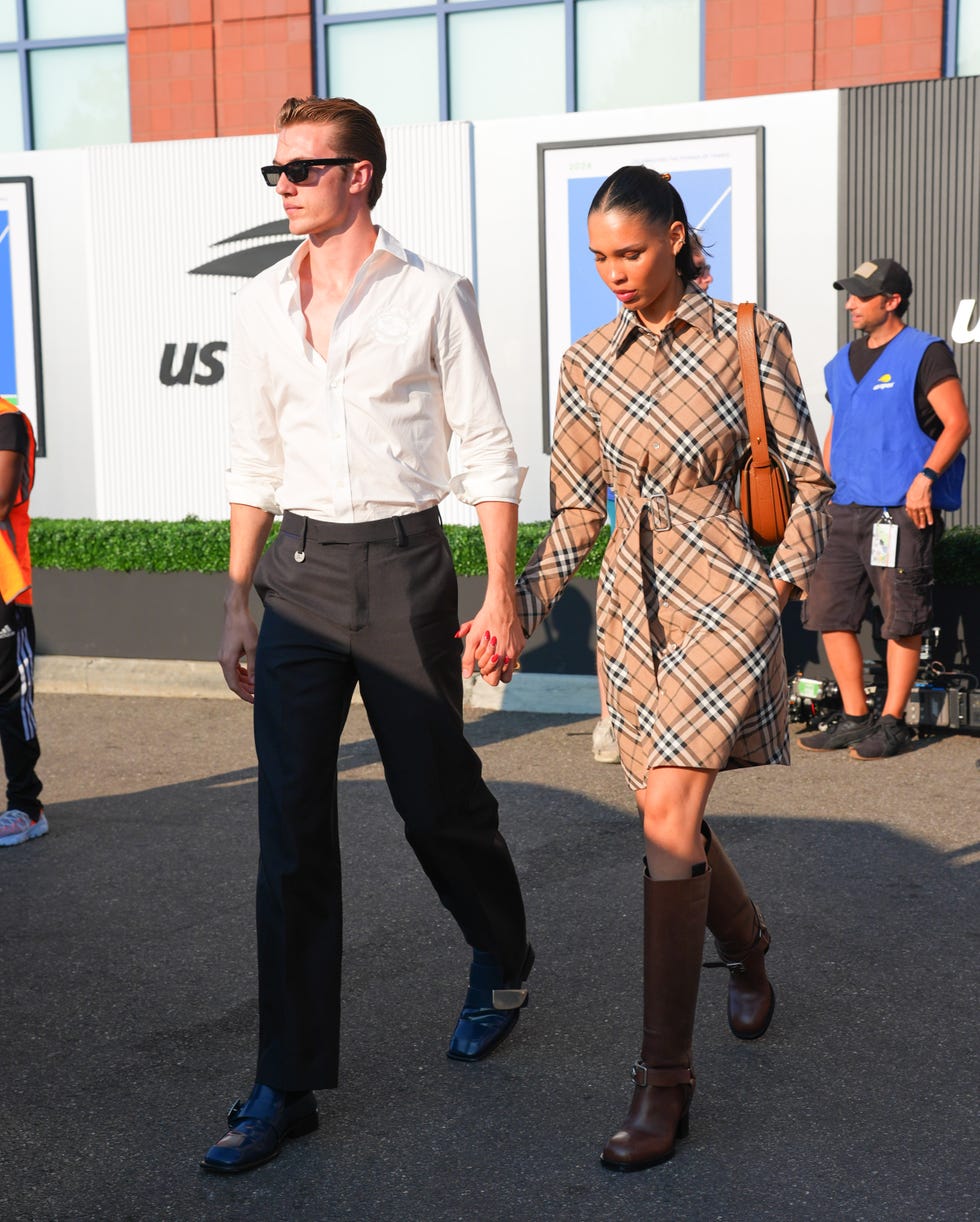 new york, new york september 03 lucky blue smith and nara smith wearing burberry attend day 9 of the 2024 us open tennis championships on september 03, 2024 in new york city photo by gothamgc images