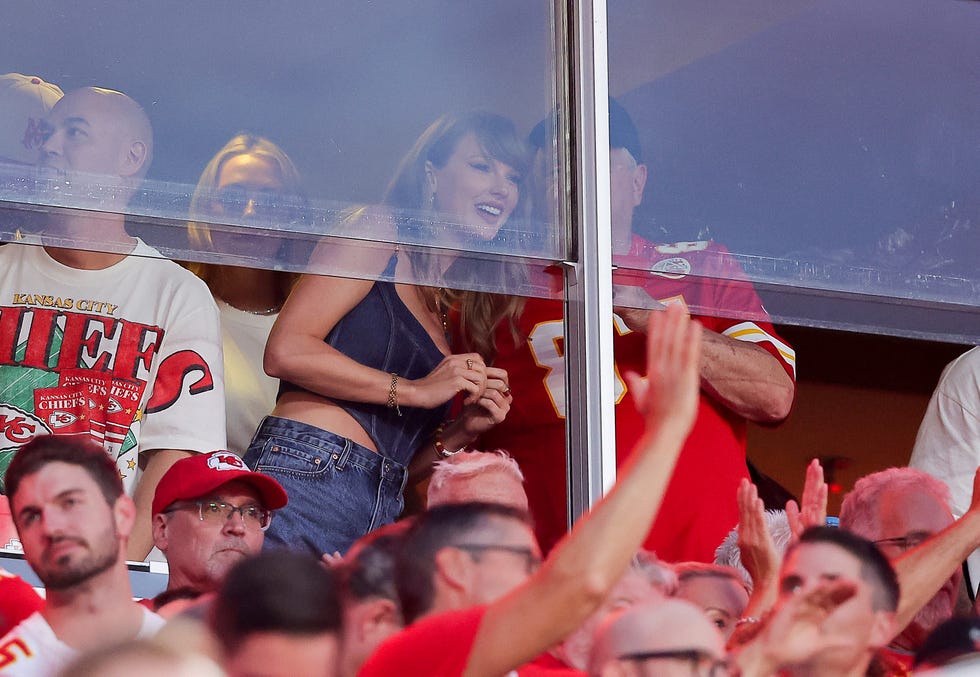 kansas city, missouri september 05 taylor swift watches as the kansas city chiefs take on the baltimore ravens during the fourth quarter at geha field at arrowhead stadium on september 05, 2024 in kansas city, missouri photo by david eulittgetty images