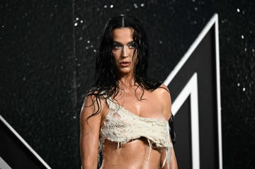 us singer katy perry arrives to attend the mtv video music awards at ubs arena in elmont, new york, on september 11, 2024 photo by angela weiss  afp