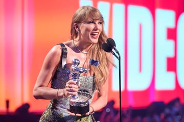 taylor swift accepts the video of the year award for fortnight at the 2024 mtv video music awards held at ubs arena september 11, 2024 in elmont, new york photo by christopher polkbillboard via getty images