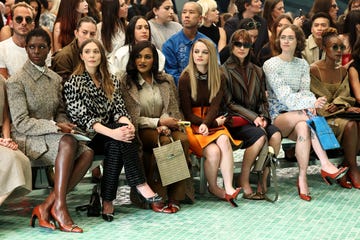 brooklyn, new york september 09 l r jodie turner smith, elizabeth olsen, mindy kaling, joey king, lola tung, ella emhoff and kiki layne attend tory burch springsummer 2025 during new york fashion week at skylight at the refinery on september 09, 2024 in brooklyn, new york photo by jamie mccarthygetty images for tory burch