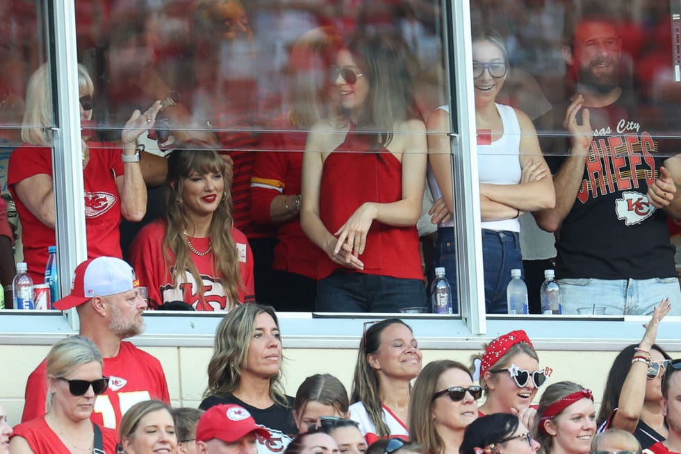 kansas city, missouri september 15 taylor swift watches as the cincinnati bengals take on the kansas city chiefs at geha field at arrowhead stadium on september 15, 2024 in kansas city, missouri photo by jamie squiregetty images