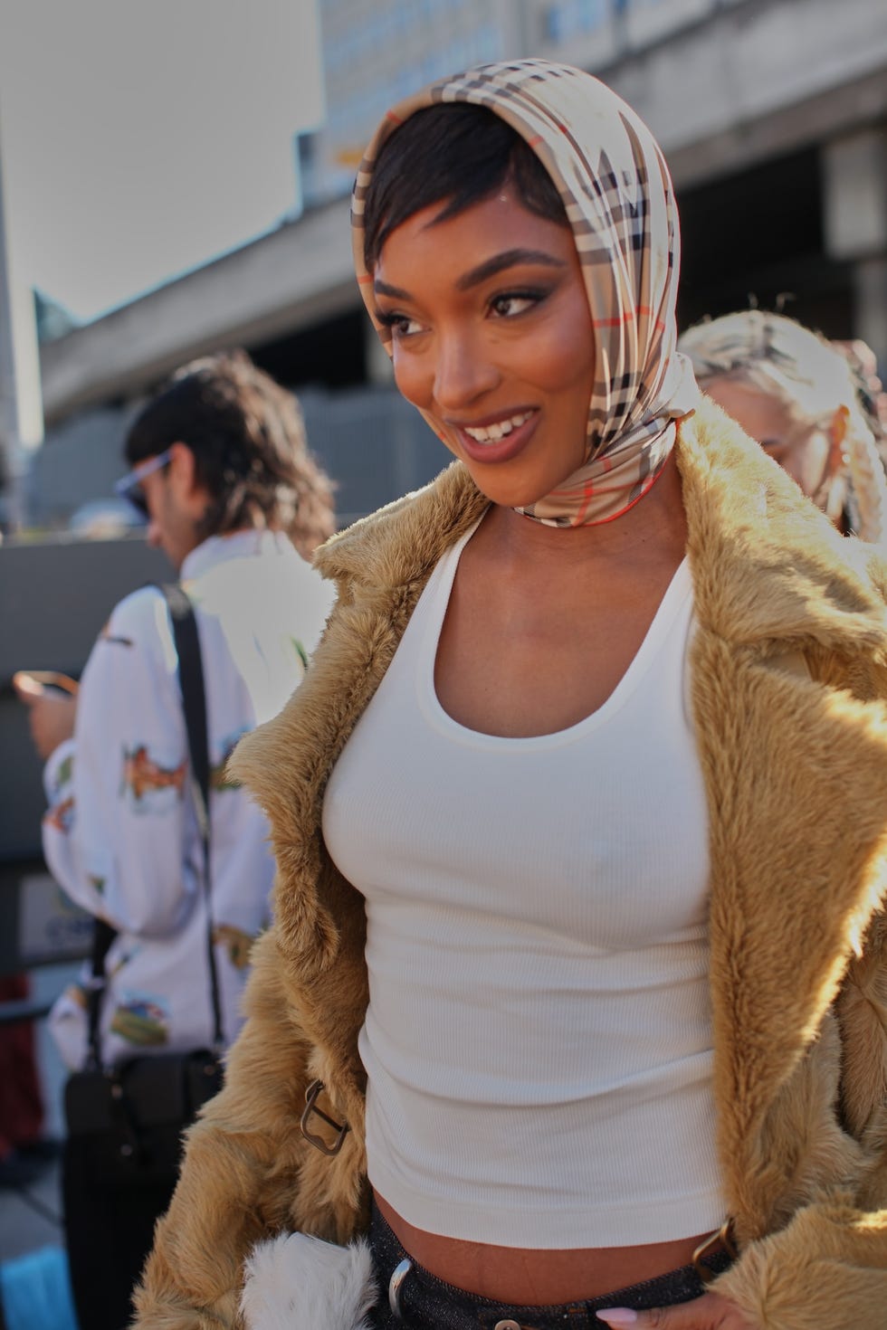 london, england september 16 jourdan dunn is seen wearing a signature burberry sheepskin at burberry during london fashion week on september 16, 2024 in london, england photo by paul gonzalesgetty images