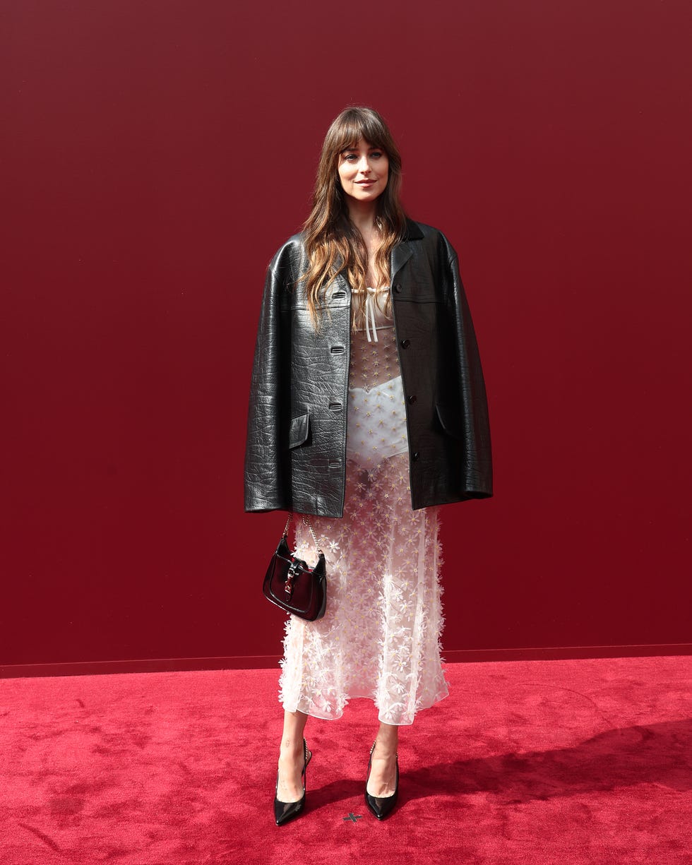 milan, italy september 20 dakota johnson attends the gucci womens spring summer 2025 fashion show during the milan fashion week womenswear springsummer 2025 at triennale di milano on september 20, 2024 in milan, italy photo by vittorio zunino celottogetty images for gucci